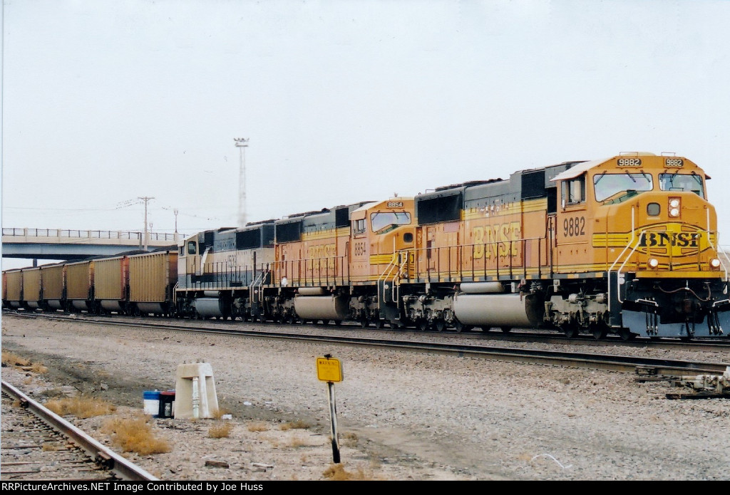 BNSF 9882 East